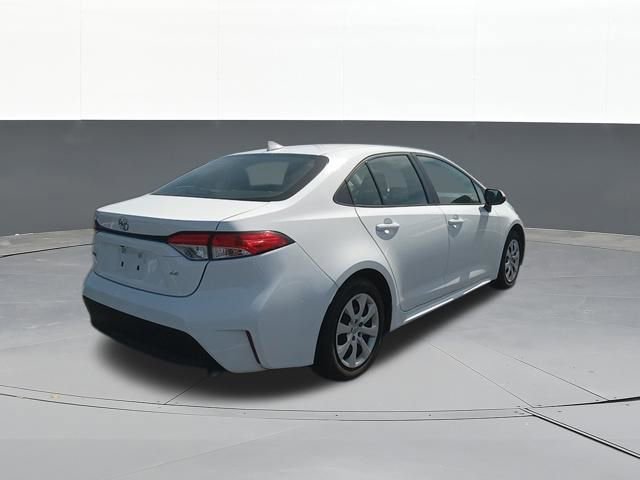 Used 2024 Toyota Corolla LE FWD image 10