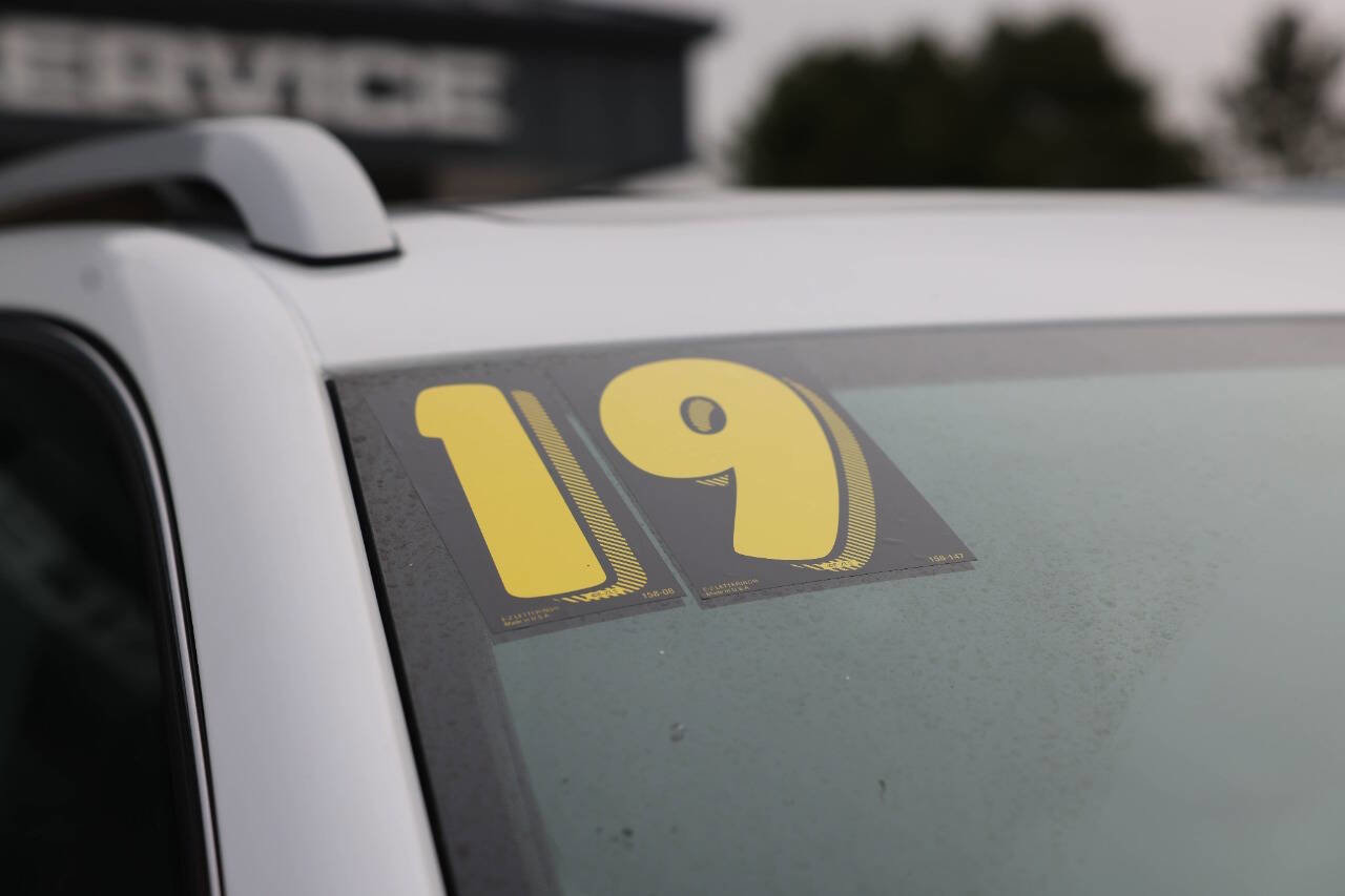 Used 2019 Jeep Cherokee Limited image 37