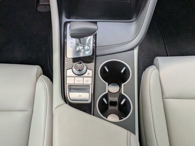 Used 2023 Genesis G70 2.0T image 19