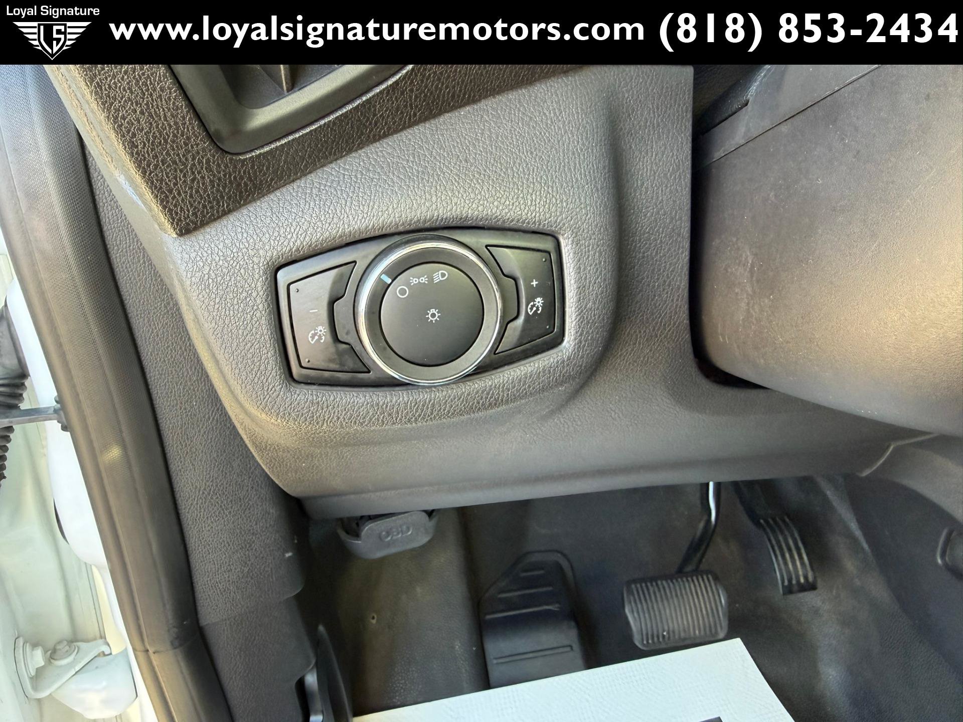 Used 2014 Ford Transit Connect XL FWD image 17