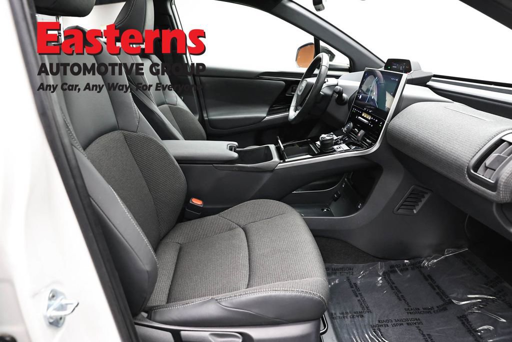 Used 2023 Toyota bZ4X XLE w/ Weather Package image 23