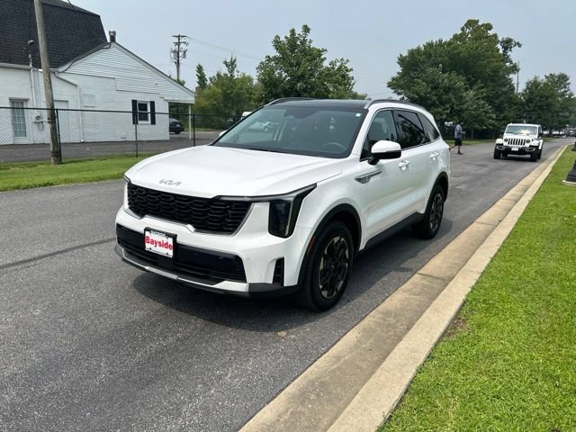 Certified 2025 Kia Sorento S w/ Panoramic Sunroof Package AWD/4WD image 6