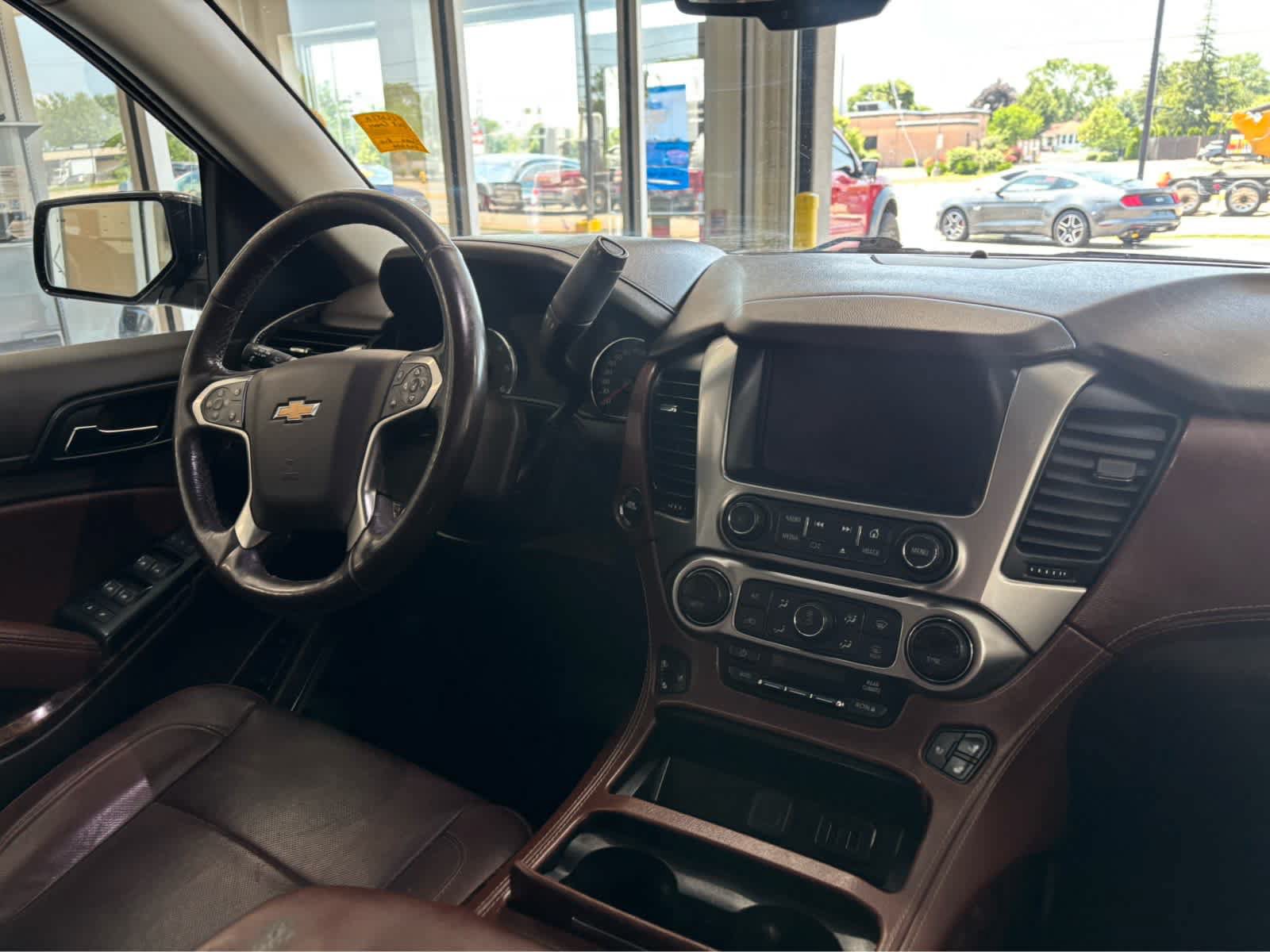 Used 2018 Chevrolet Tahoe Premier AWD/4WD image 12