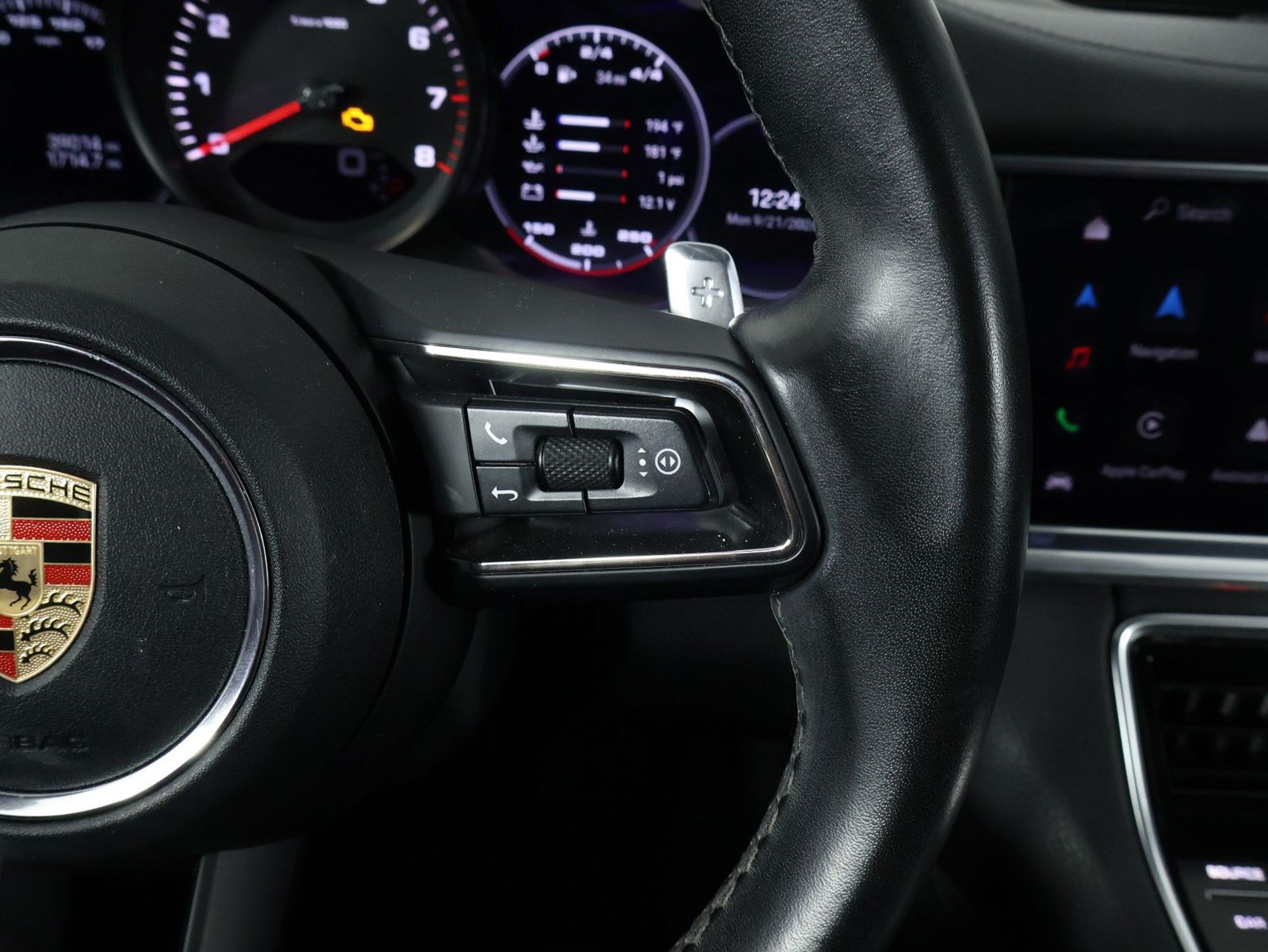 Certified 2023 Porsche Panamera RWD image 15