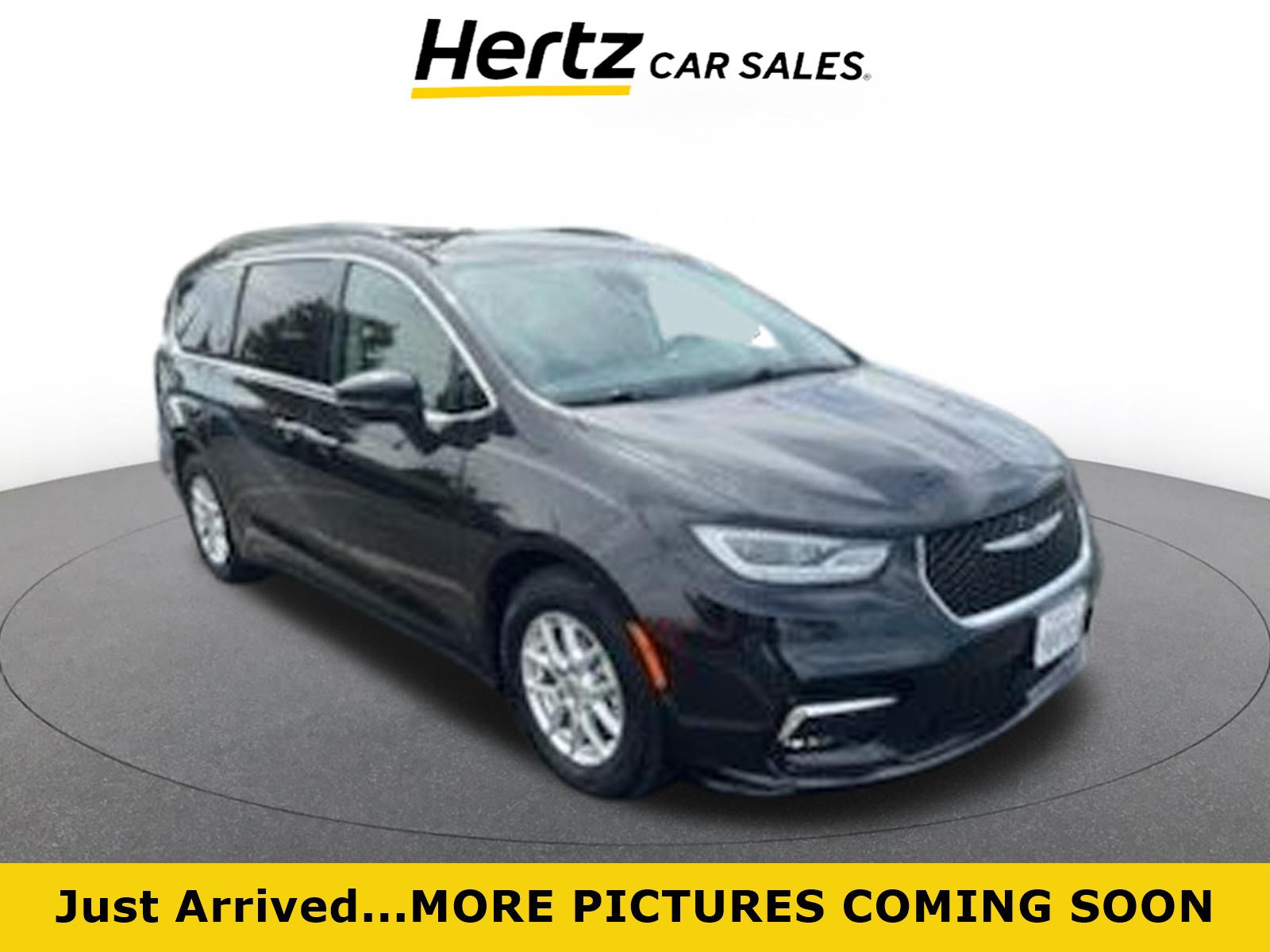 Used 2022 Chrysler Pacifica Touring-L