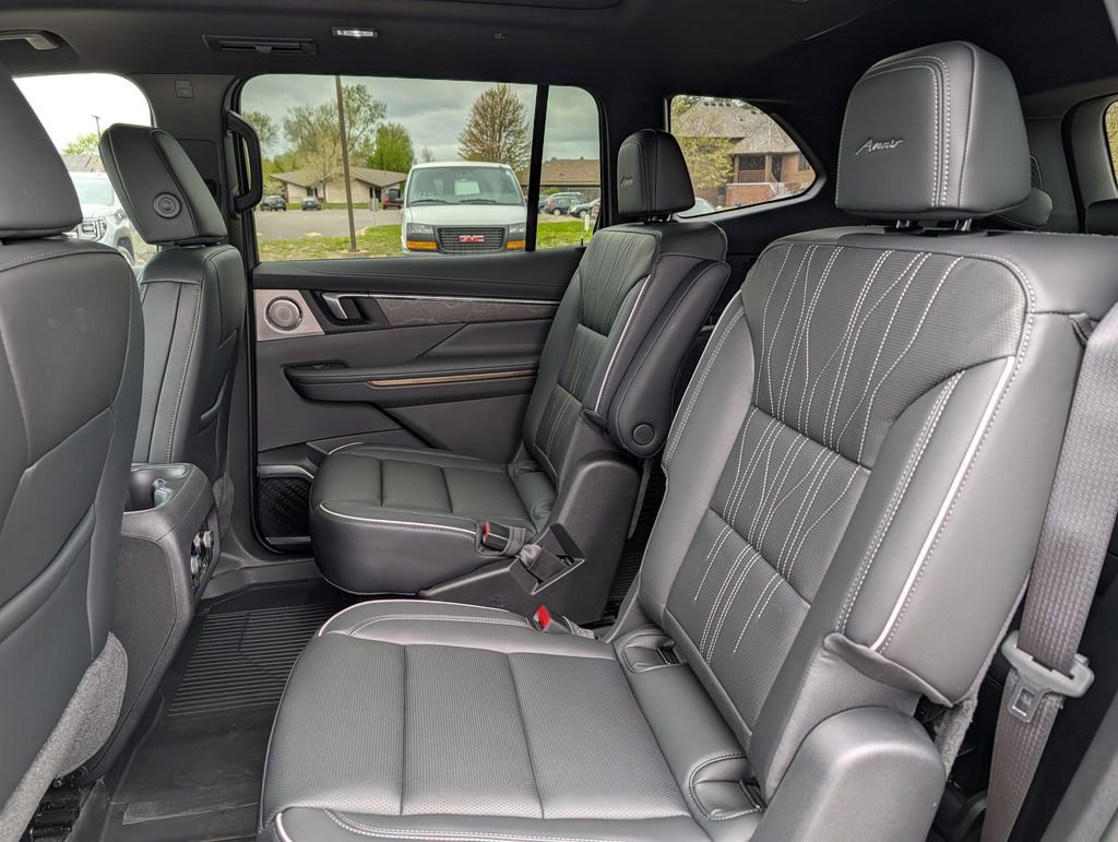 New 2026 Buick Enclave Avenir w/ Super Cruise Package AWD/4WD image 35