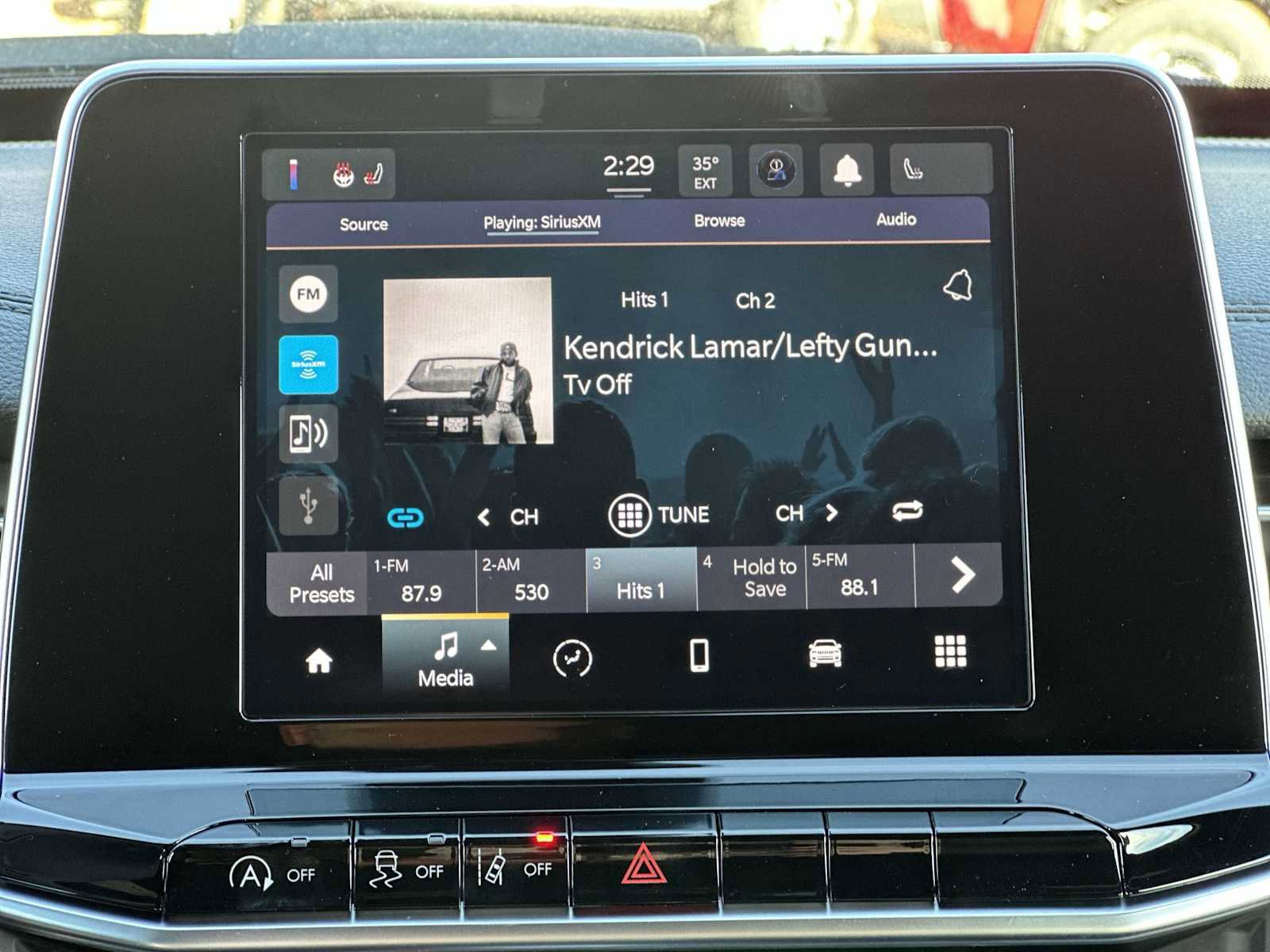 New 2026 Jeep Compass Latitude image 12