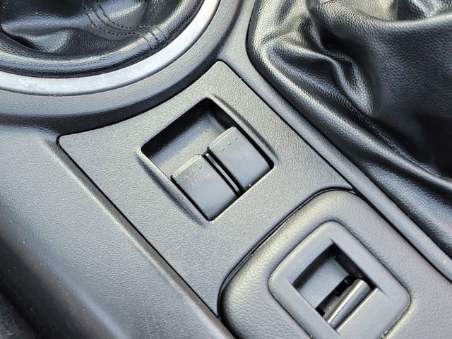 Used 2015 MAZDA MX-5 Miata Sport image 22