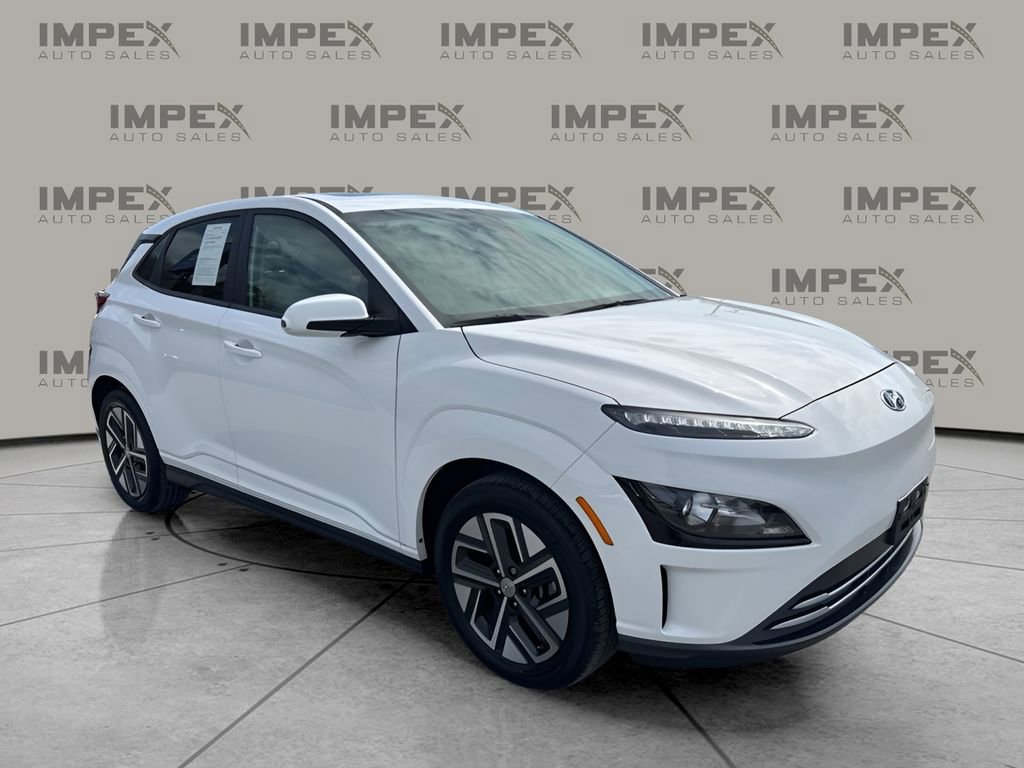 Used 2023 Hyundai Kona SEL w/ Cargo Package image 7