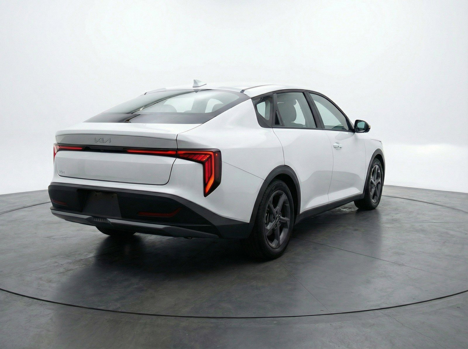 Used 2025 Kia K4 FWD image 9