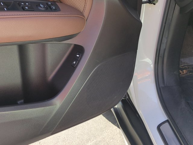 Used 2020 Acura MDX w/ Technology Package FWD image 16
