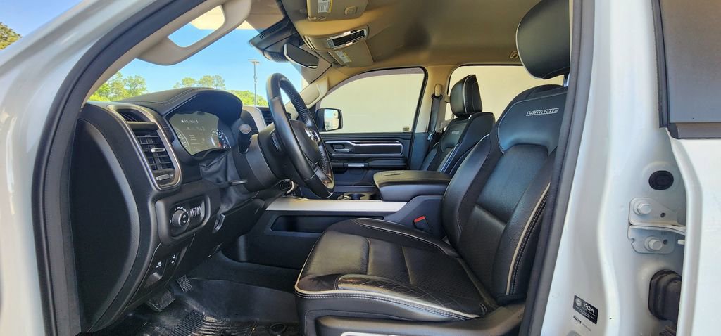 Used 2021 RAM 1500 Laramie AWD/4WD image 17