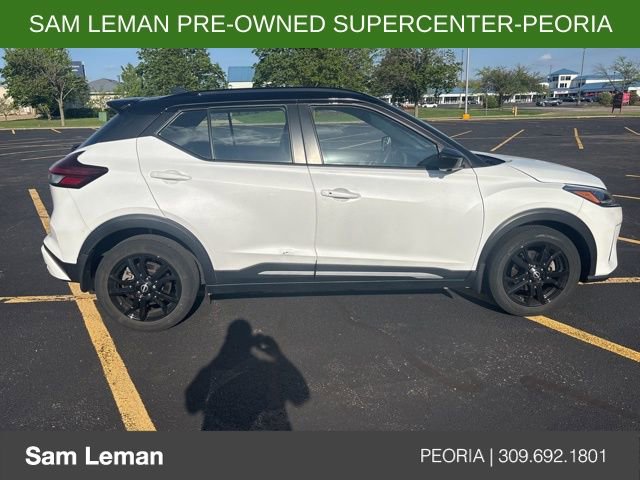 Used 2023 Nissan Kicks SR FWD image 7
