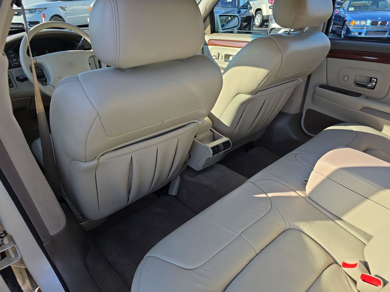 Used 1998 Cadillac De Ville image 28