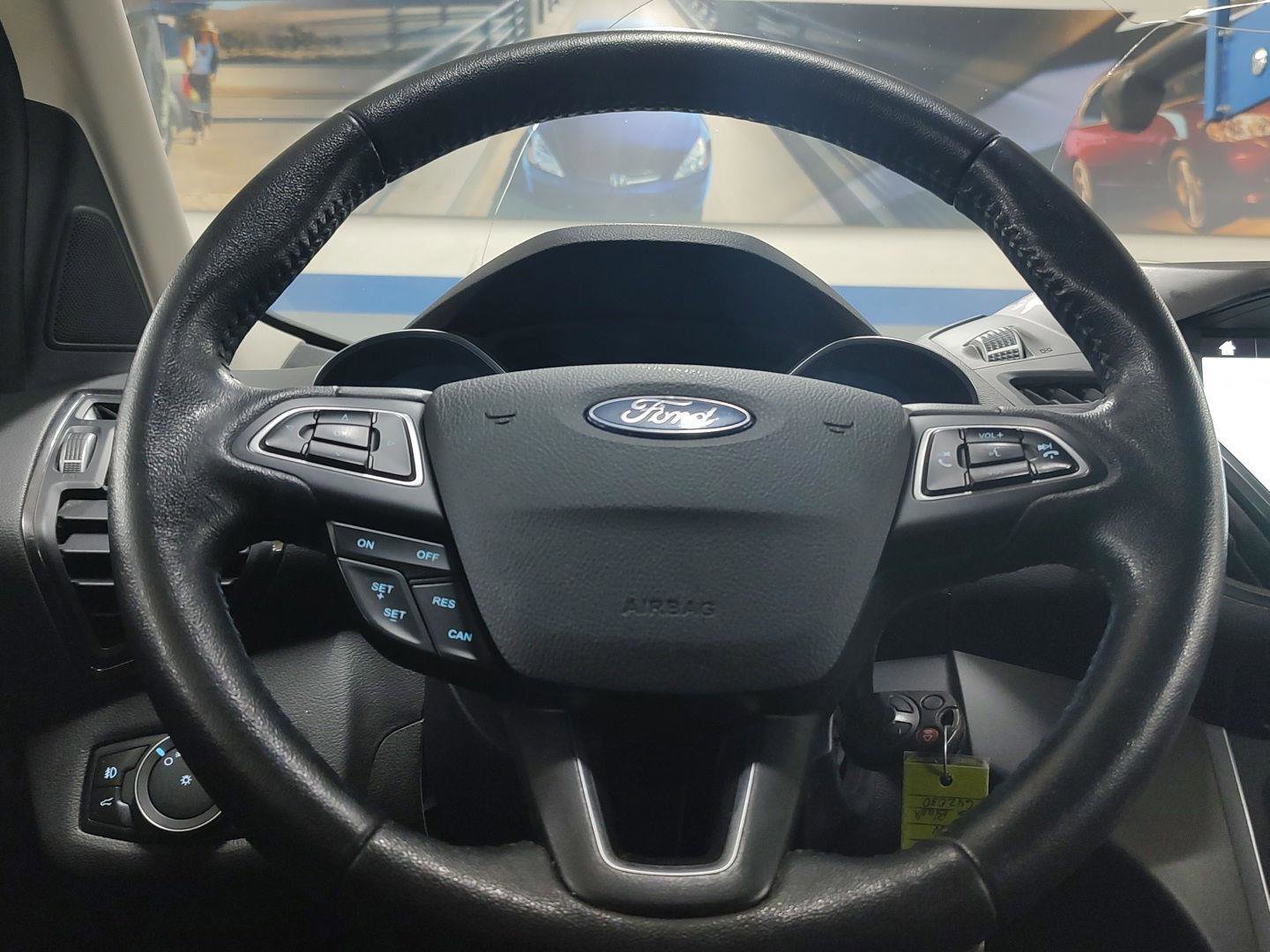 Used 2018 Ford Escape SEL w/ Canadian Touring Package image 16