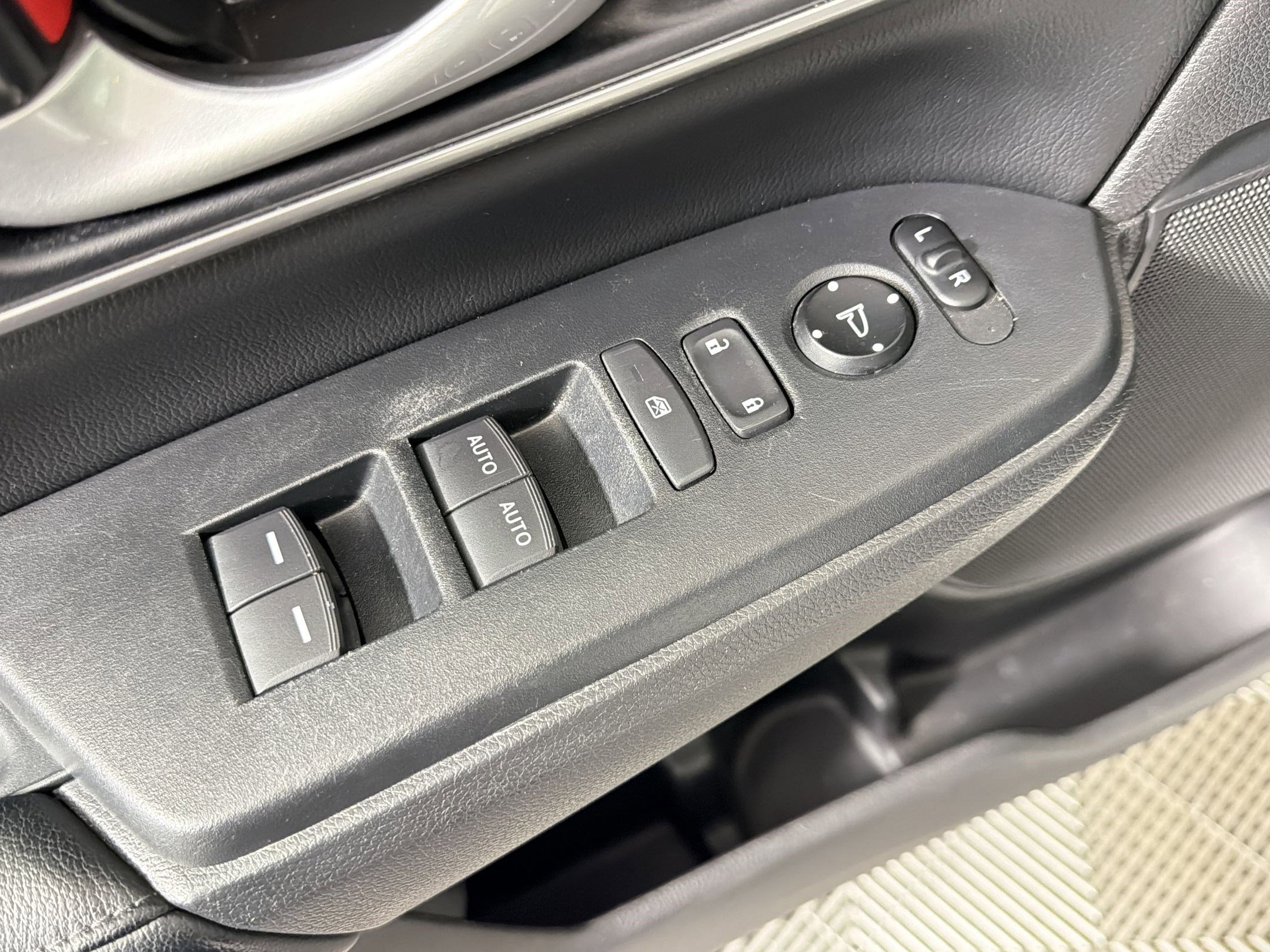 Used 2020 Honda CR-V EX-L image 22