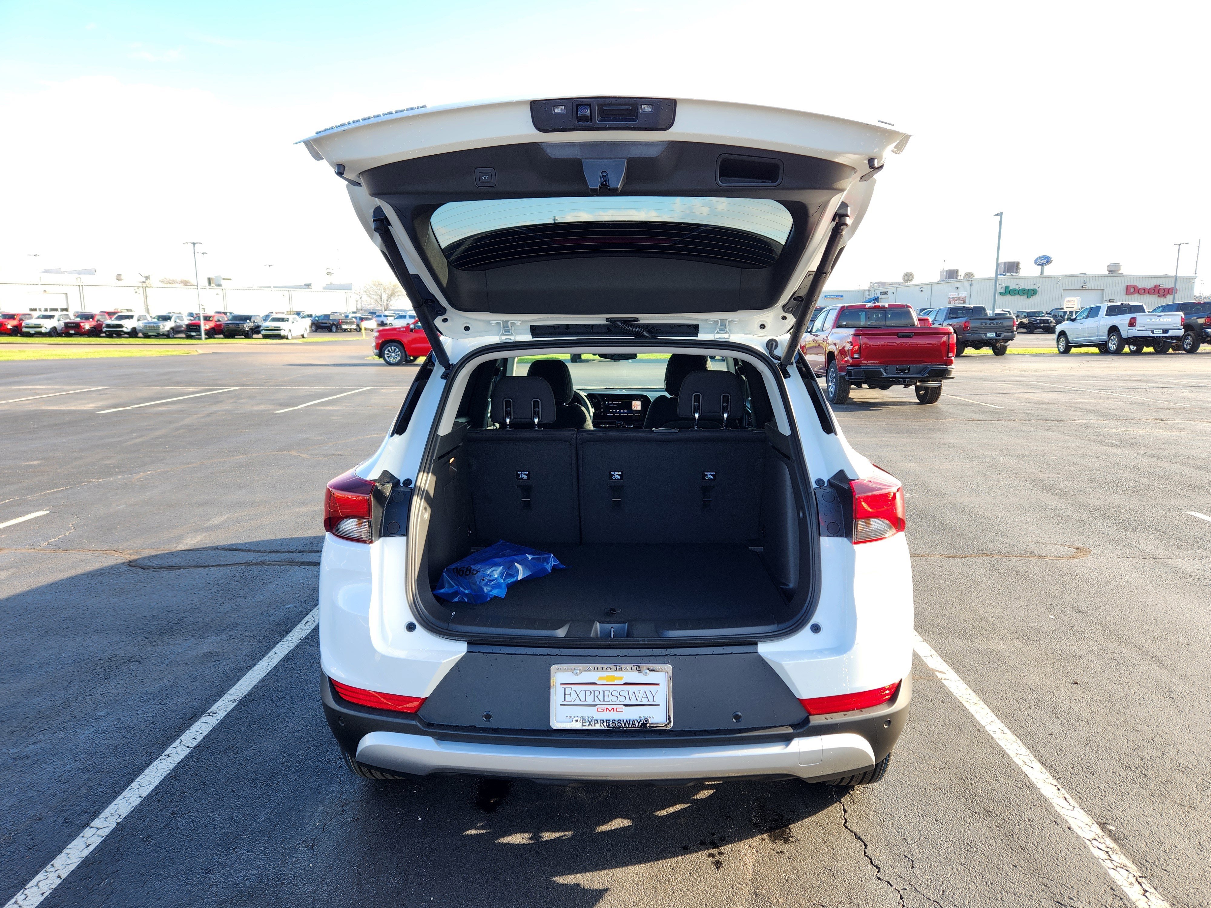 New 2026 Chevrolet TrailBlazer LT w/ Convenience Package image 7