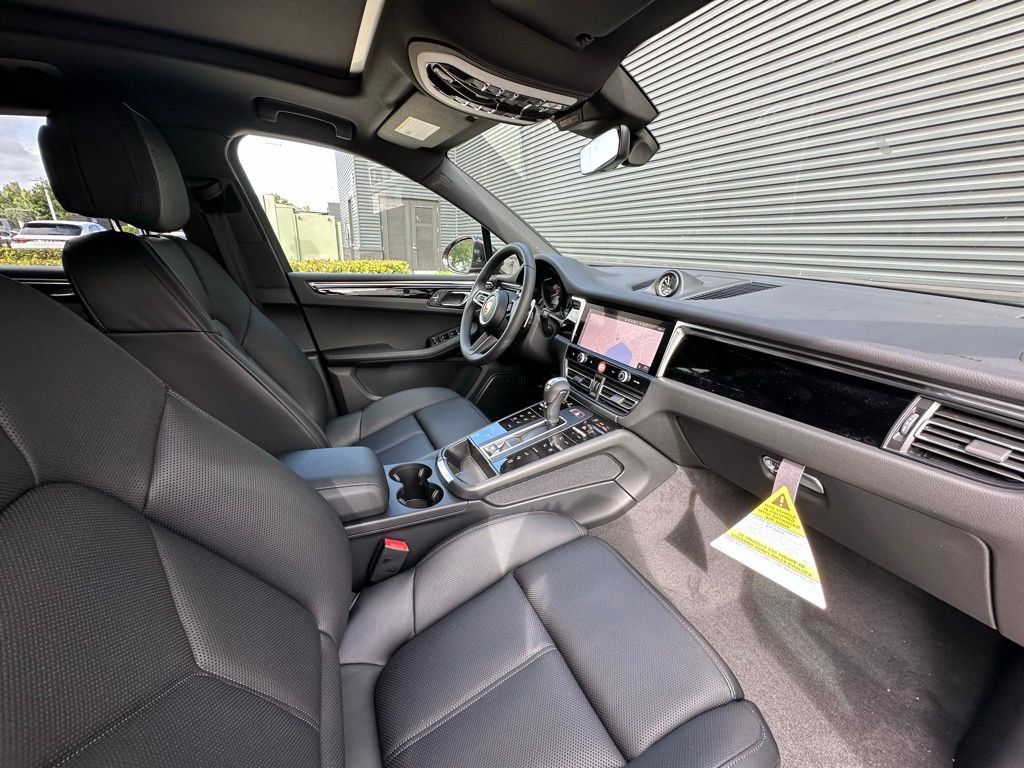 Used 2026 Porsche Macan S AWD/4WD image 41
