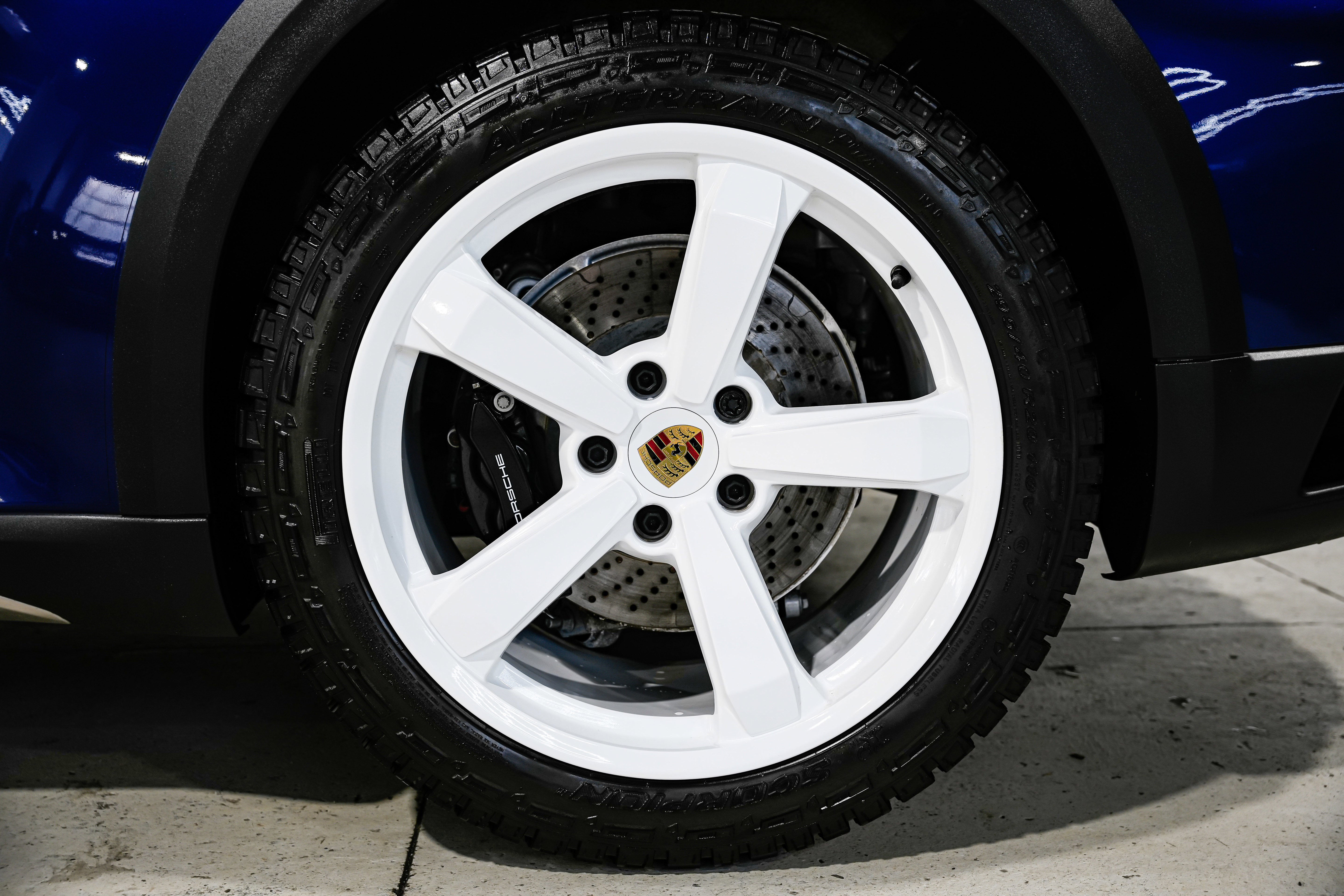 Used 2024 Porsche 911 Dakar image 54