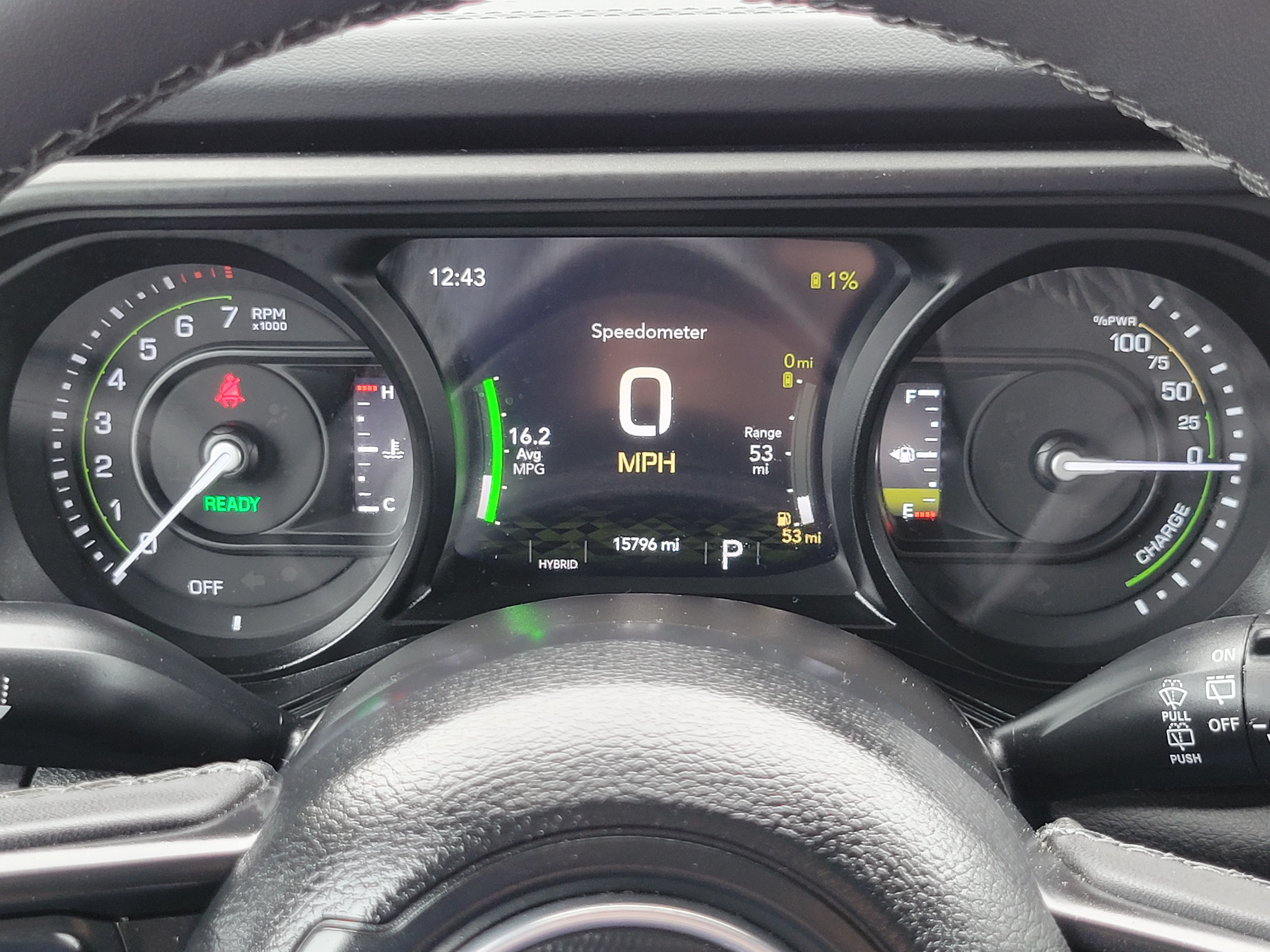 Used 2025 Jeep Wrangler Unlimited Rubicon 4xe w/ Convenience Group AWD/4WD image 9