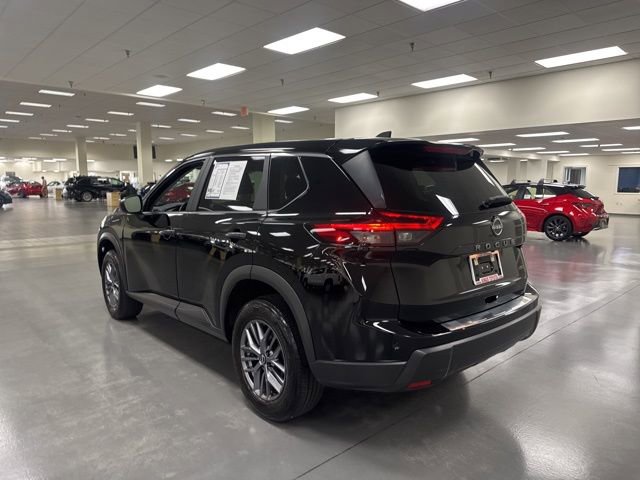 Used 2024 Nissan Rogue S image 5