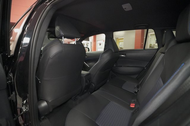 Certified 2024 Toyota Corolla Cross XSE image 24