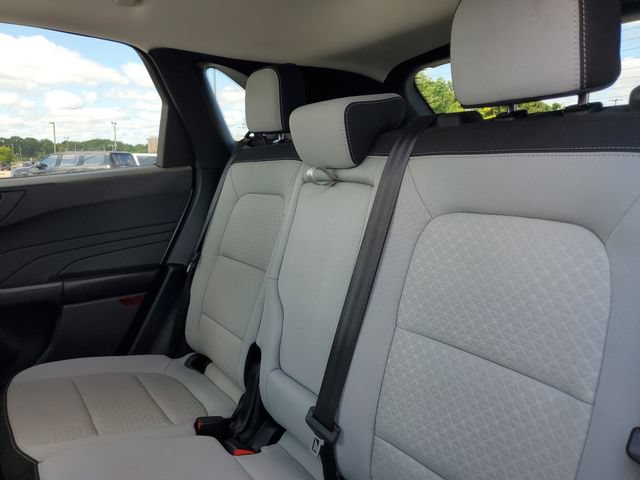 Certified 2024 Ford Escape Active AWD/4WD image 32