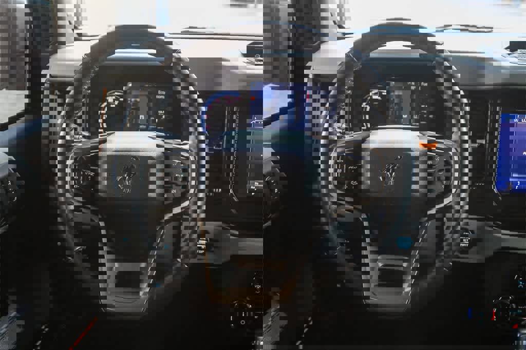 Used 2022 Ford Bronco Badlands w/ Sasquatch Package image 19