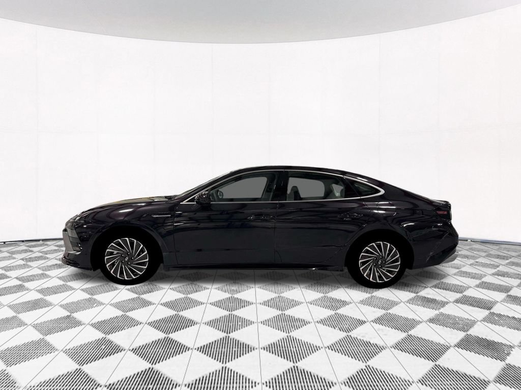 New 2026 Hyundai Sonata SEL FWD image 3