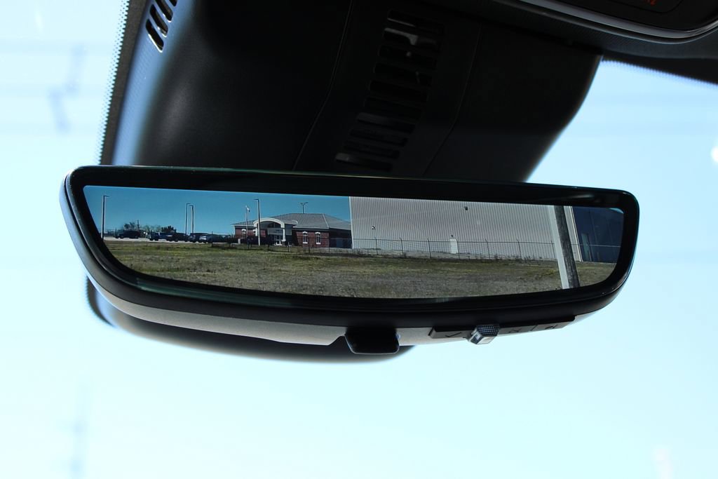 Used 2024 Chevrolet Traverse RS w/ LPO, Floor Liner Package AWD/4WD image 17