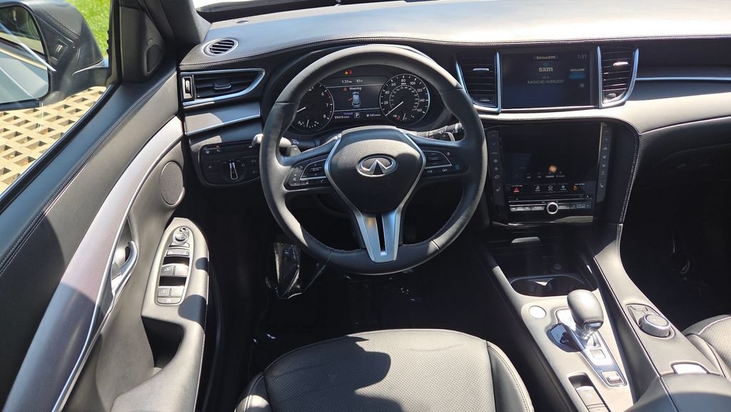 Used 2022 INFINITI QX50 Luxe w/ Appearance Package AWD/4WD image 18
