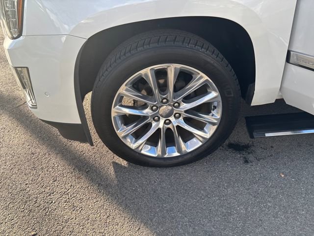 Used 2019 Cadillac Escalade ESV Platinum image 30