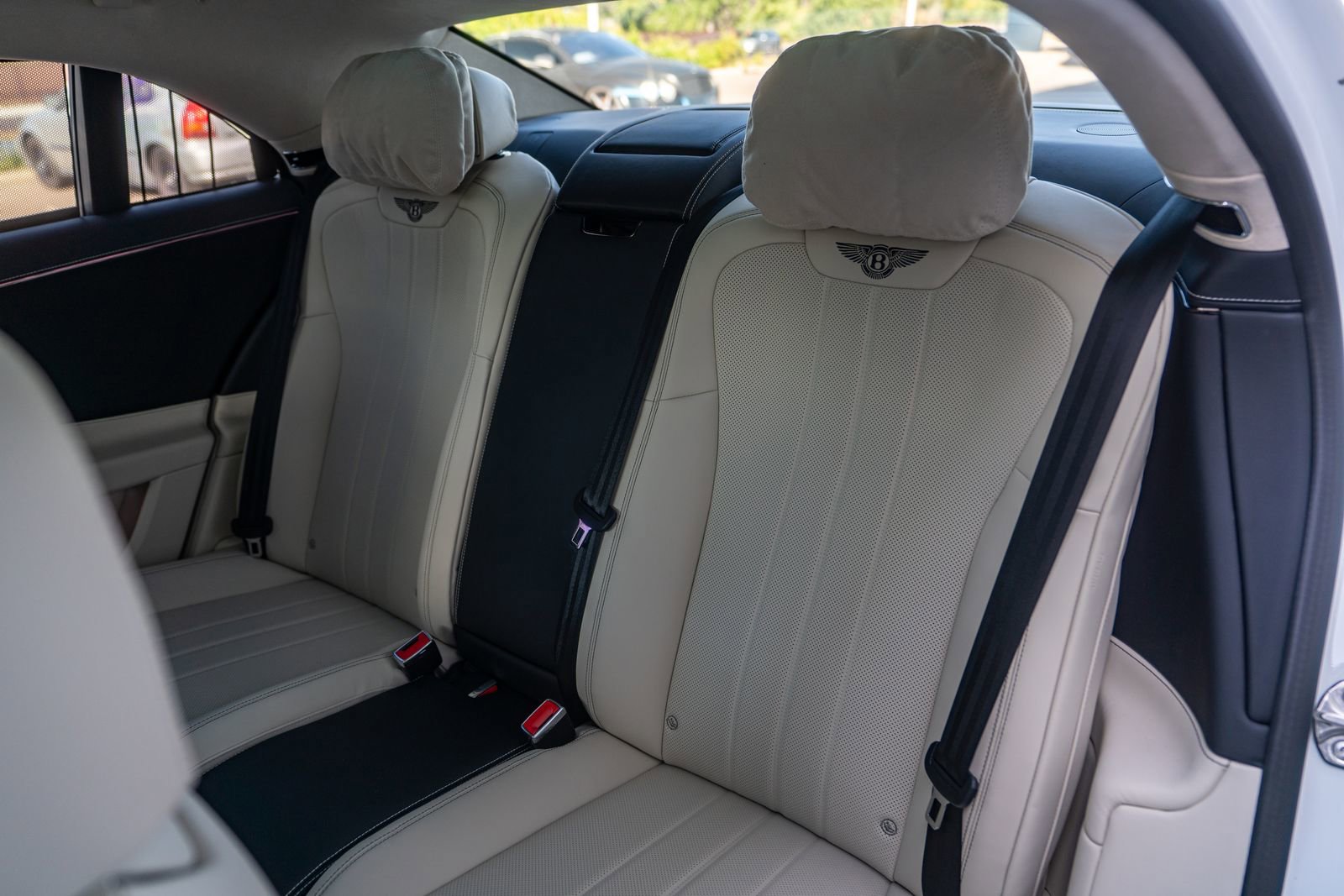 New 2026 Bentley Flying Spur Plug-In Hybrid image 37