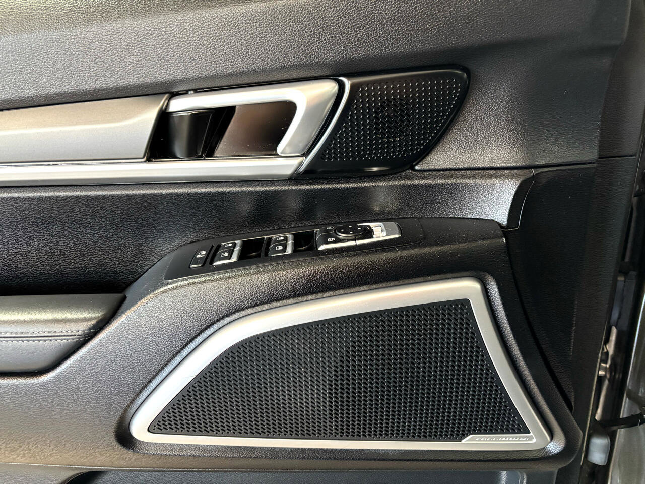Used 2020 Kia Telluride S image 26