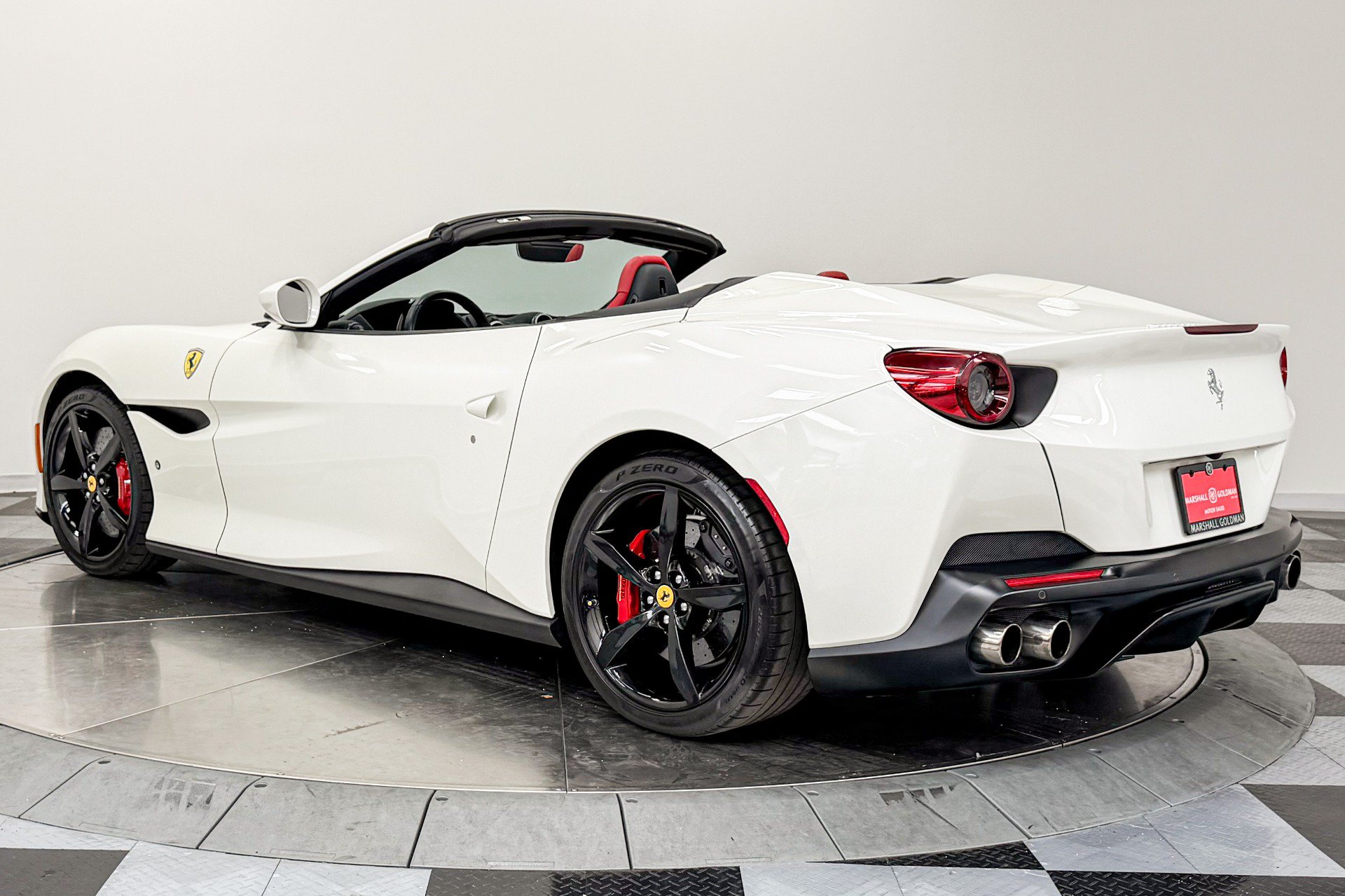 Used 2020 Ferrari Portofino RWD image 7