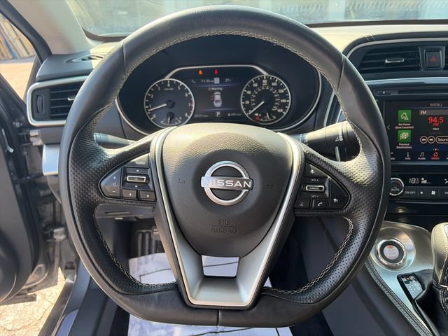 Used 2023 Nissan Maxima SL FWD image 14