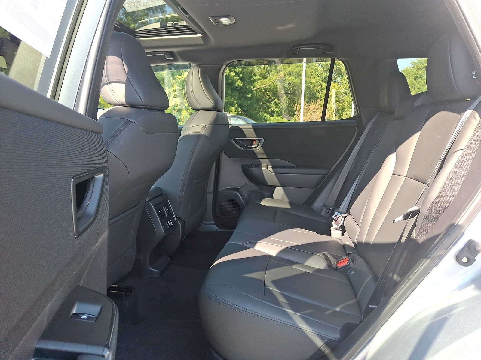 Certified 2026 Subaru Outback Premium AWD/4WD image 10