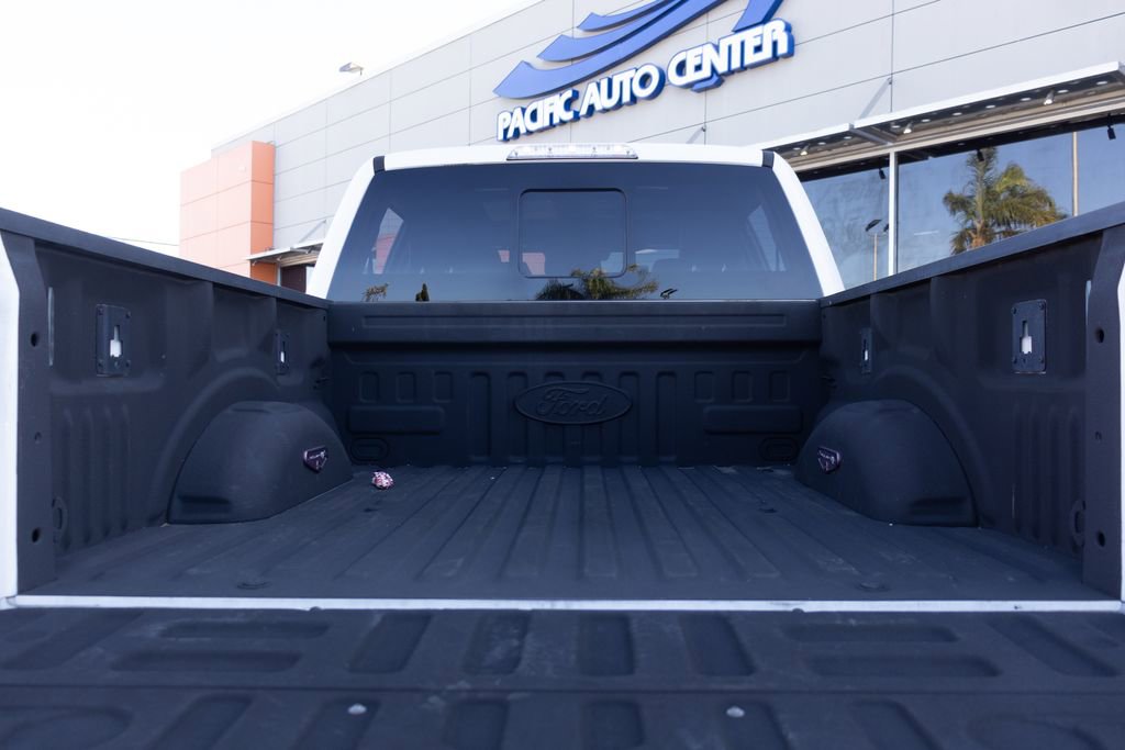 Used 2018 Ford F150 Raptor w/ Equipment Group 802A Luxury AWD/4WD image 17