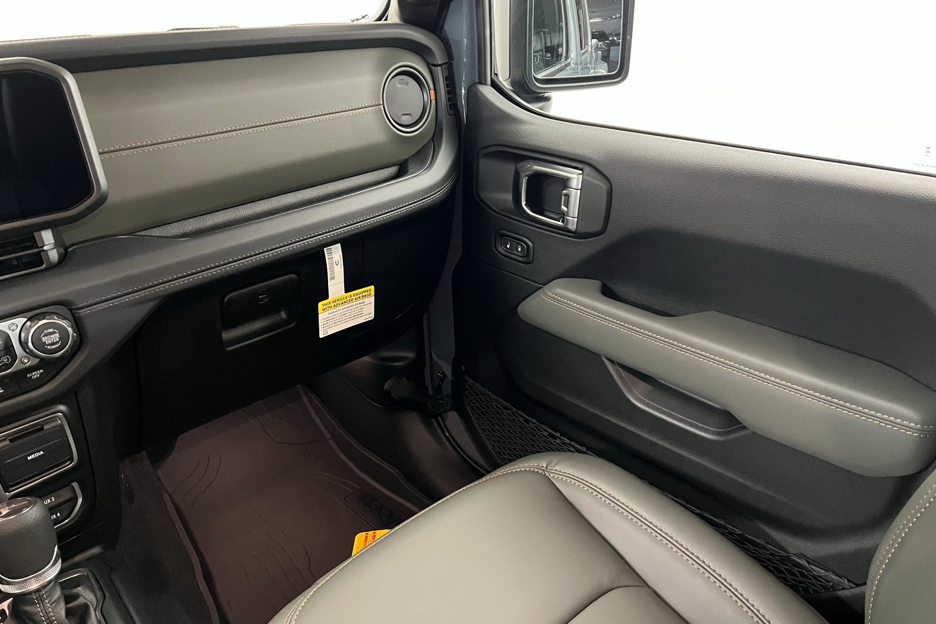 New 2025 Jeep Gladiator Mojave AWD/4WD image 10