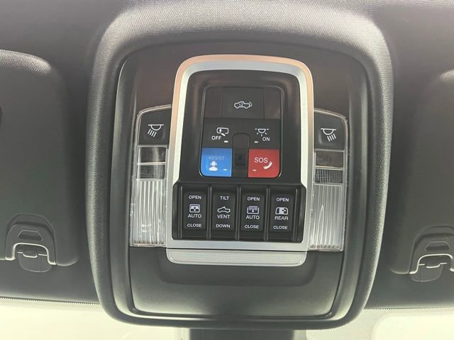 New 2026 RAM 1500 4x4 Crew Cab image 21