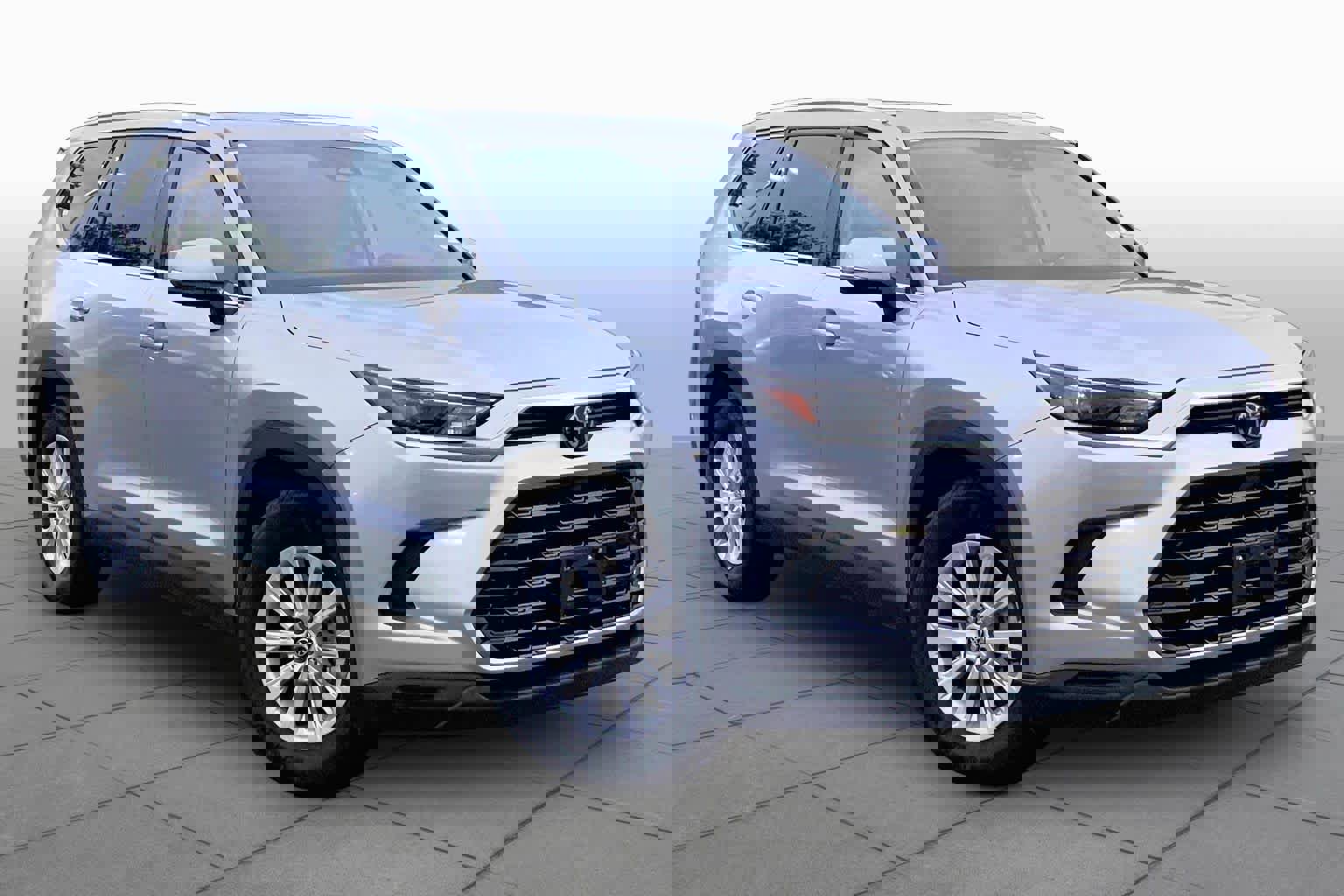 Used 2025 Toyota Grand Highlander FWD image 3