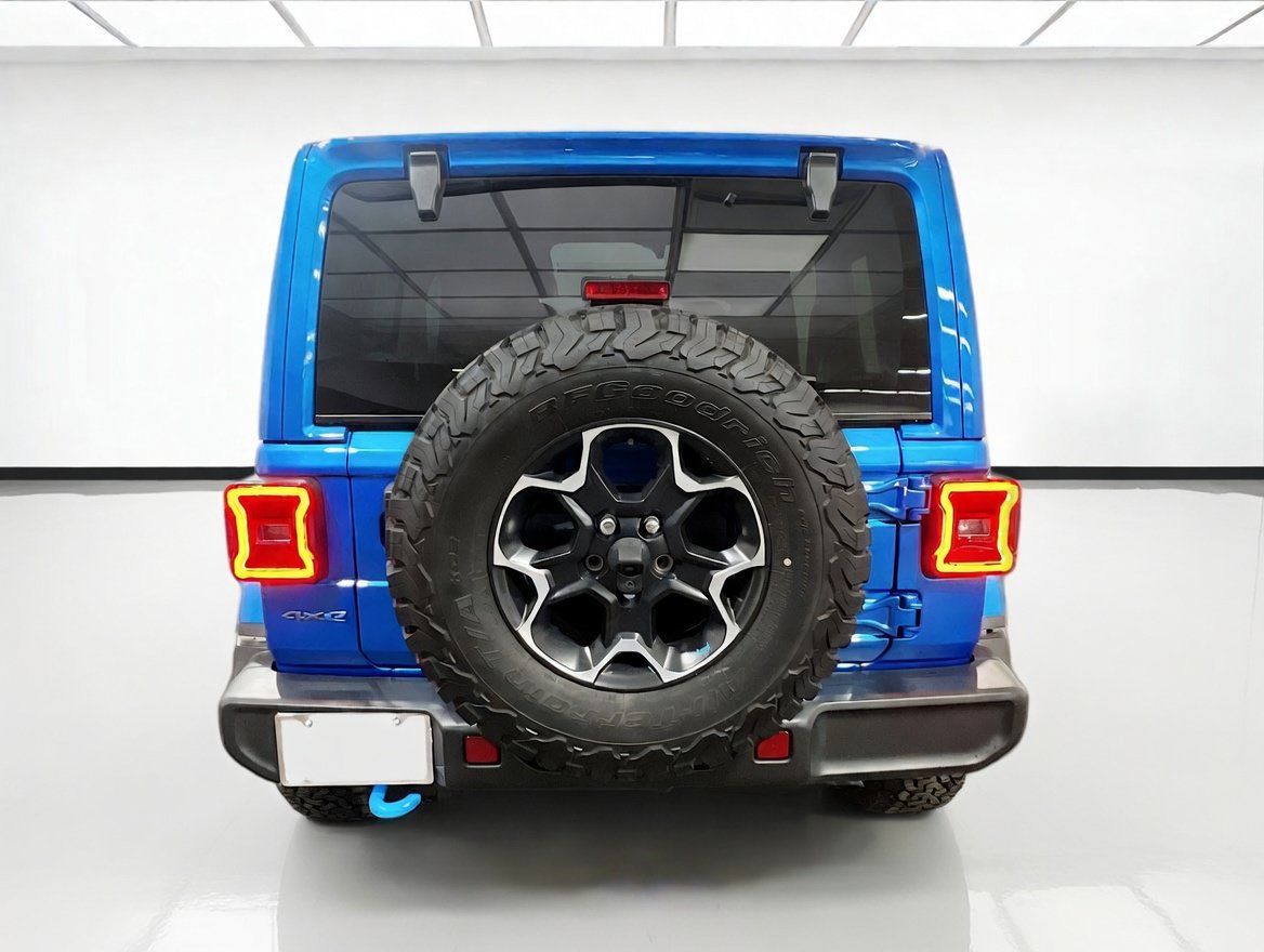 Used 2022 Jeep Wrangler Unlimited Rubicon 4xe w/ Cold Weather Group AWD/4WD image 5