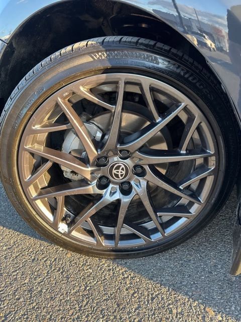 Used 2025 Toyota Camry SE w/ Convenience Package image 8