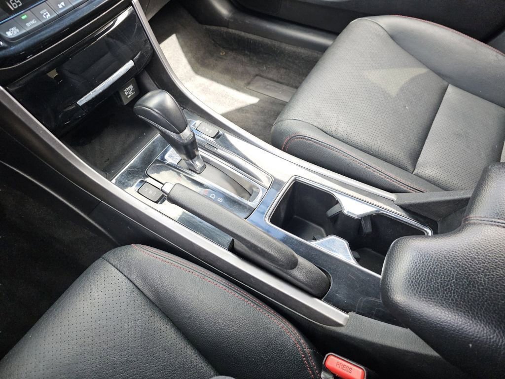 Used 2017 Honda Accord Sport Special Edition image 32