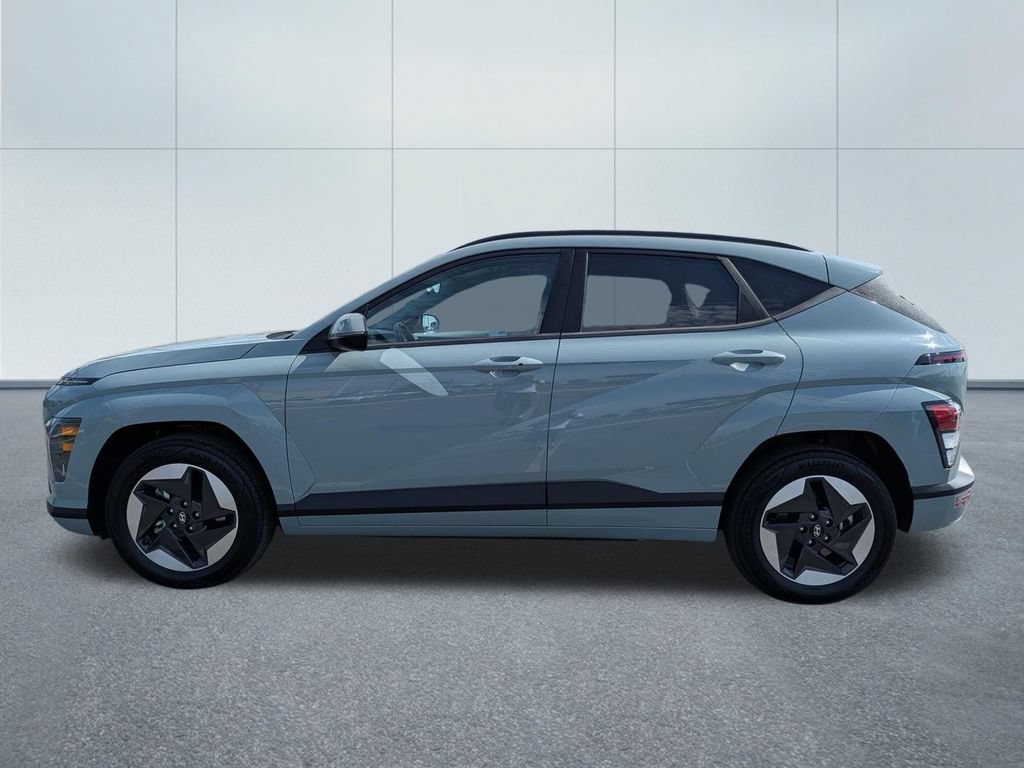 Certified 2024 Hyundai Kona SEL FWD image 2
