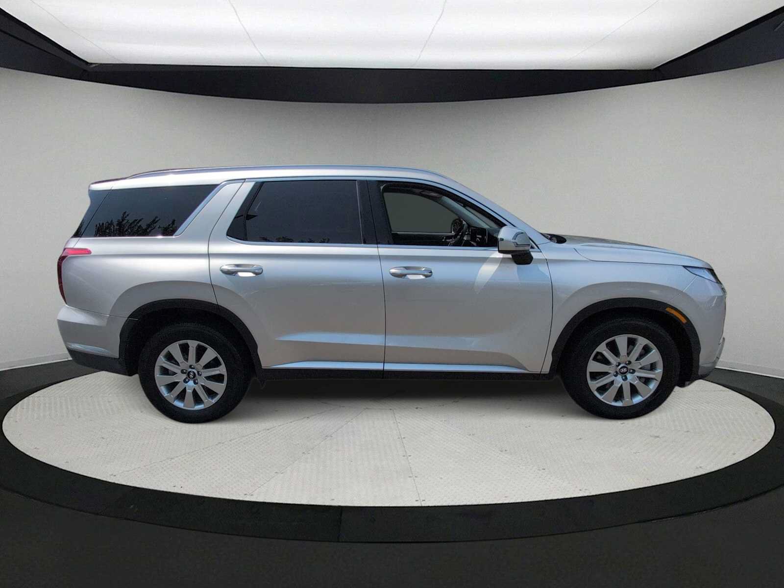 Used 2025 Hyundai Palisade SEL AWD/4WD image 9