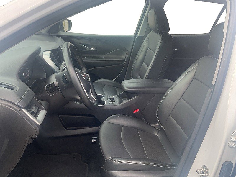 Certified 2024 GMC Terrain SLT image 9