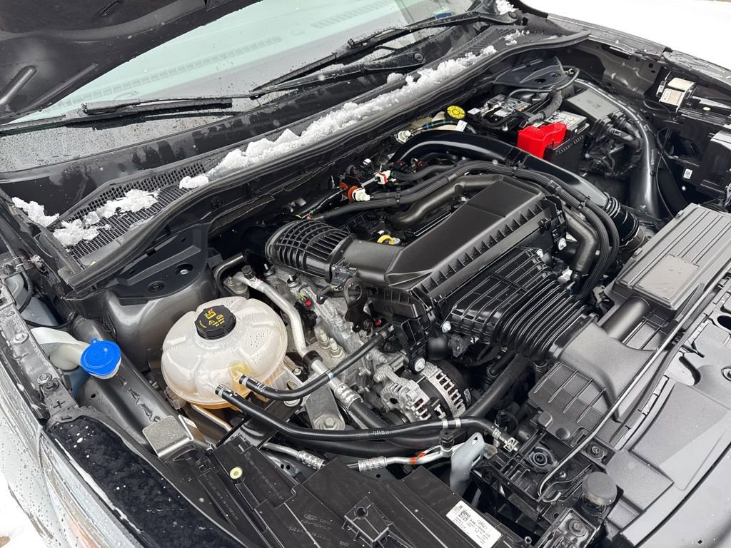 Used 2025 Ford Escape Platinum image 30