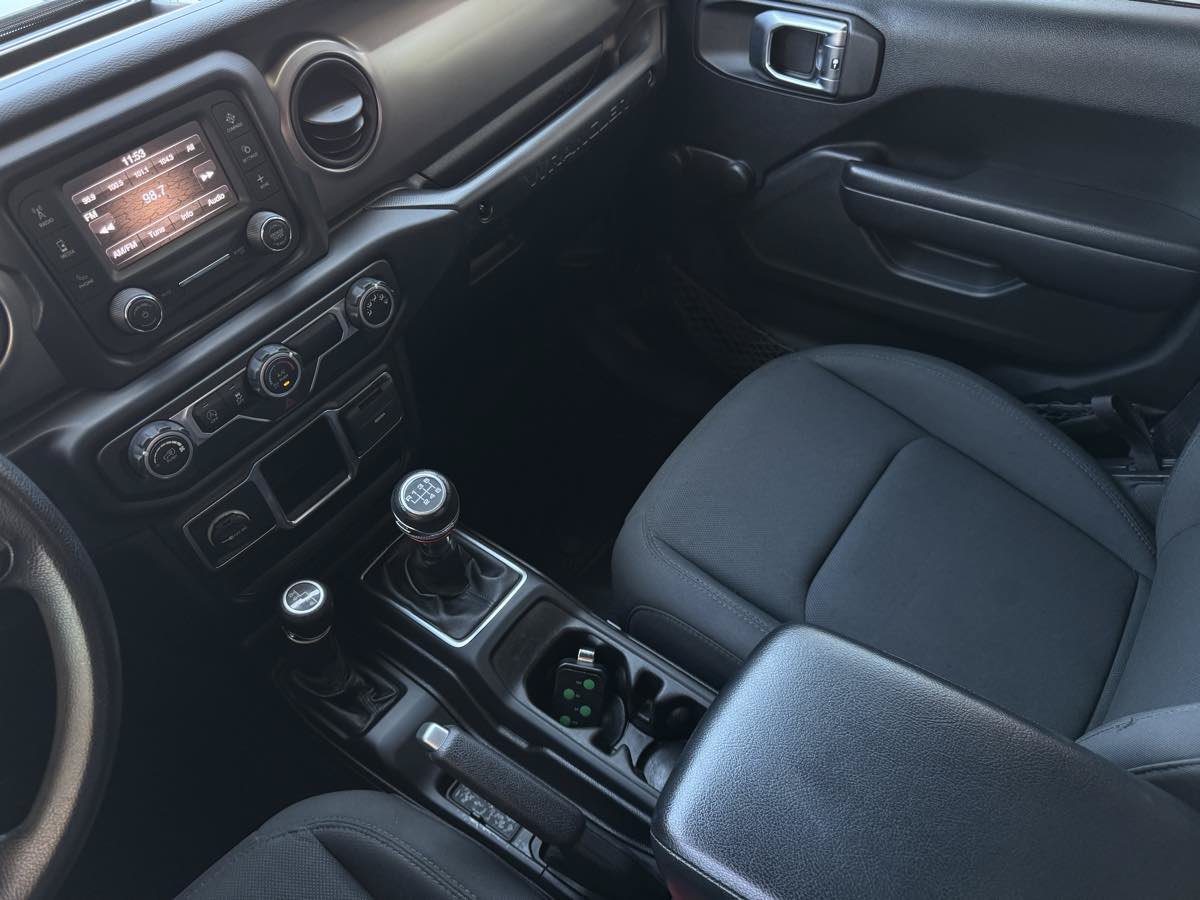 Used 2021 Jeep Wrangler Unlimited Sport AWD/4WD image 16