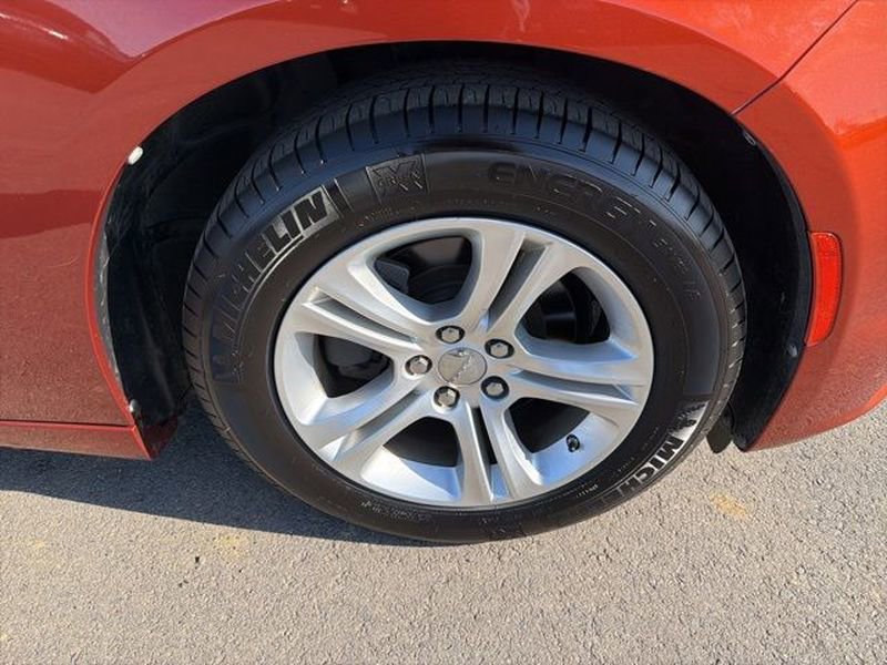 Used 2020 Dodge Charger SXT w/ Blacktop Package RWD image 6